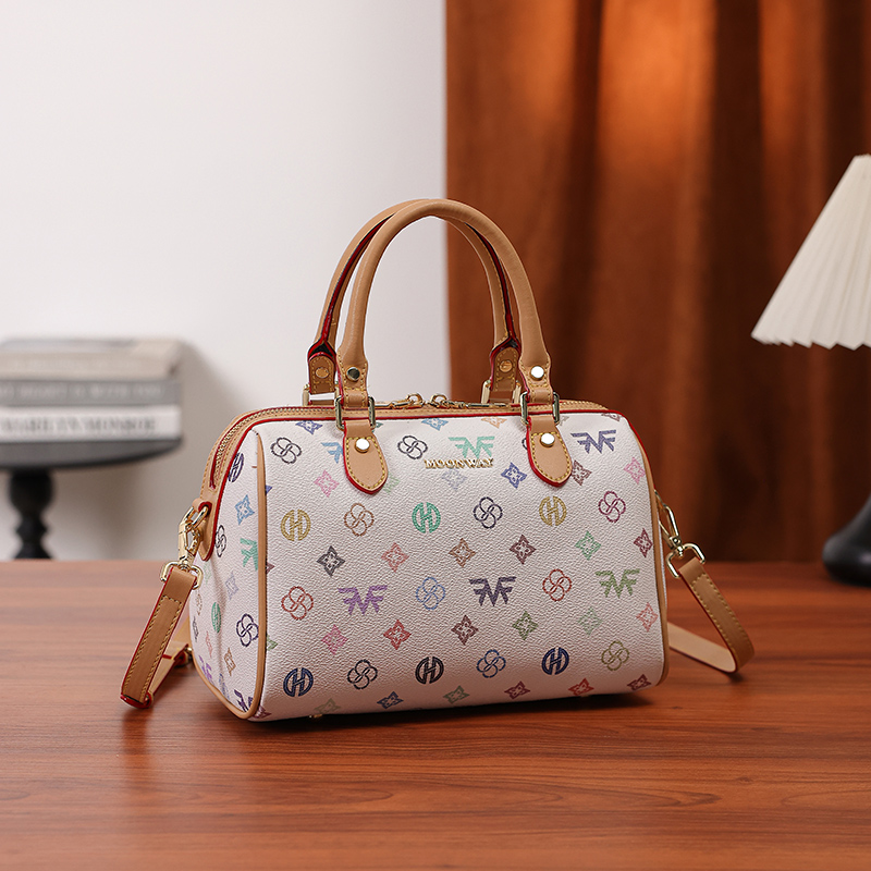 MKF designer bag free shipping Light luxury high-quality fashionable simple shoulder bags new outdoor versatile womens crossbody bag