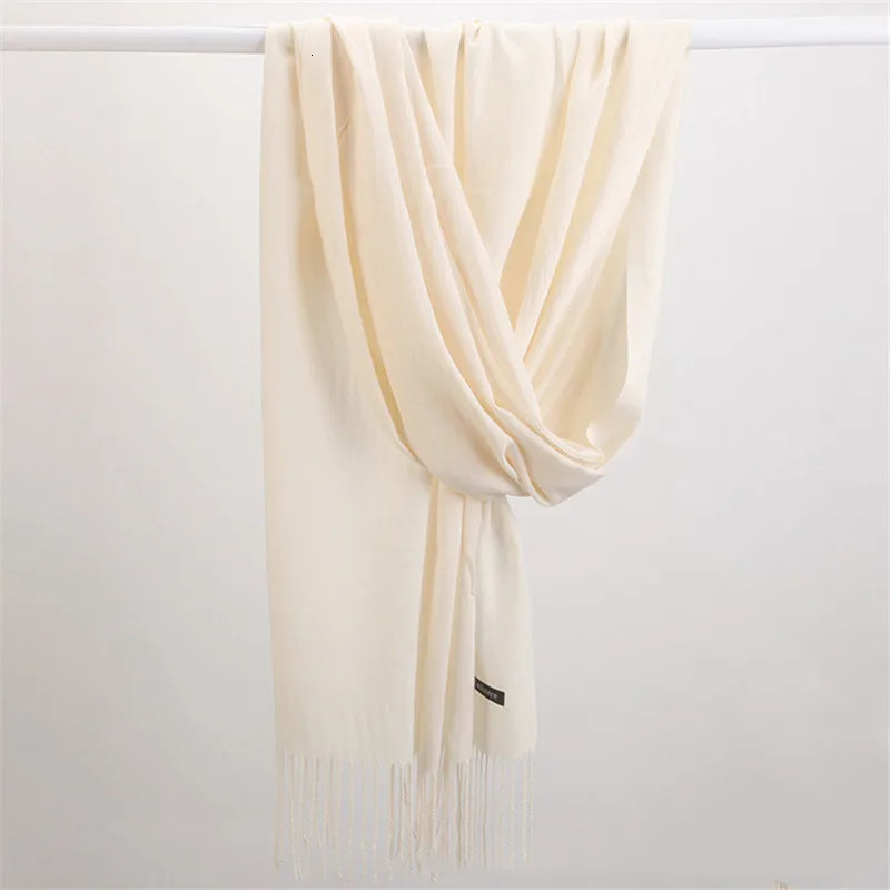 Fashion Solid Color Women Scarf Winter Hijabs Tessale Tassels Long Lady Shawls Cashmere Like Pashmina Hijabs Scarves Wraps 250805