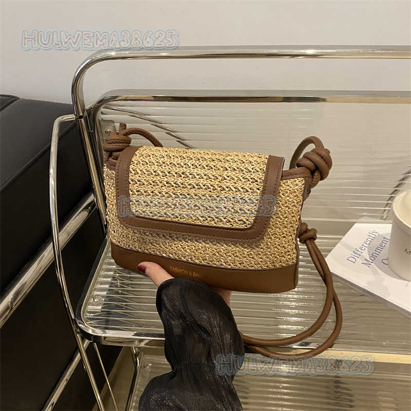 2024 Rainbow Straw Small Bag for Women New Trendy Summer Fashion Woven Shoulder Crossbody Bucket Bag H250806
