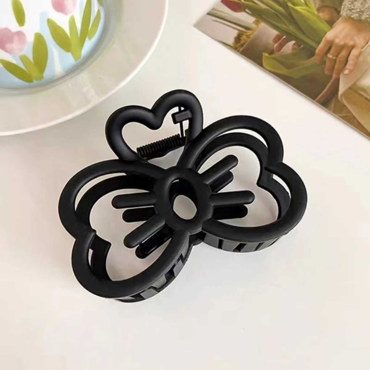 1pc Multi-Color Cute Hollow Cat Face Bow Hairpin High-End Medium Size Matte Grab Clip Sweet Love Hairpin Half-Tie Hair Claw U250807