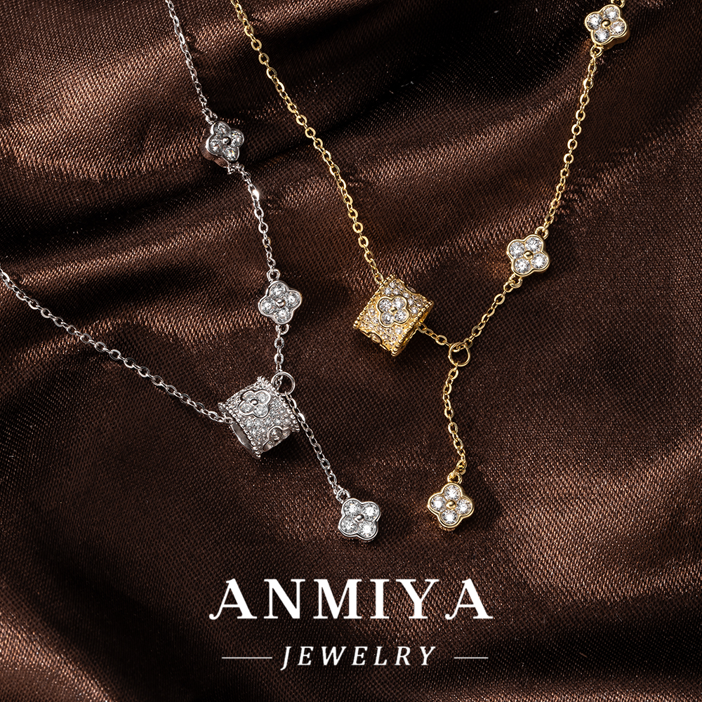 Light Luxury Design High Sense Four-leaf Clover Fringe 925 Silver Necklace Sweet Girl Necklace