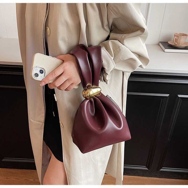2024 Fashion Designer Womens Mini PU Leather Underarm Pleated Cloud Bag Shoulder Bag Handbags and Purses Z250807