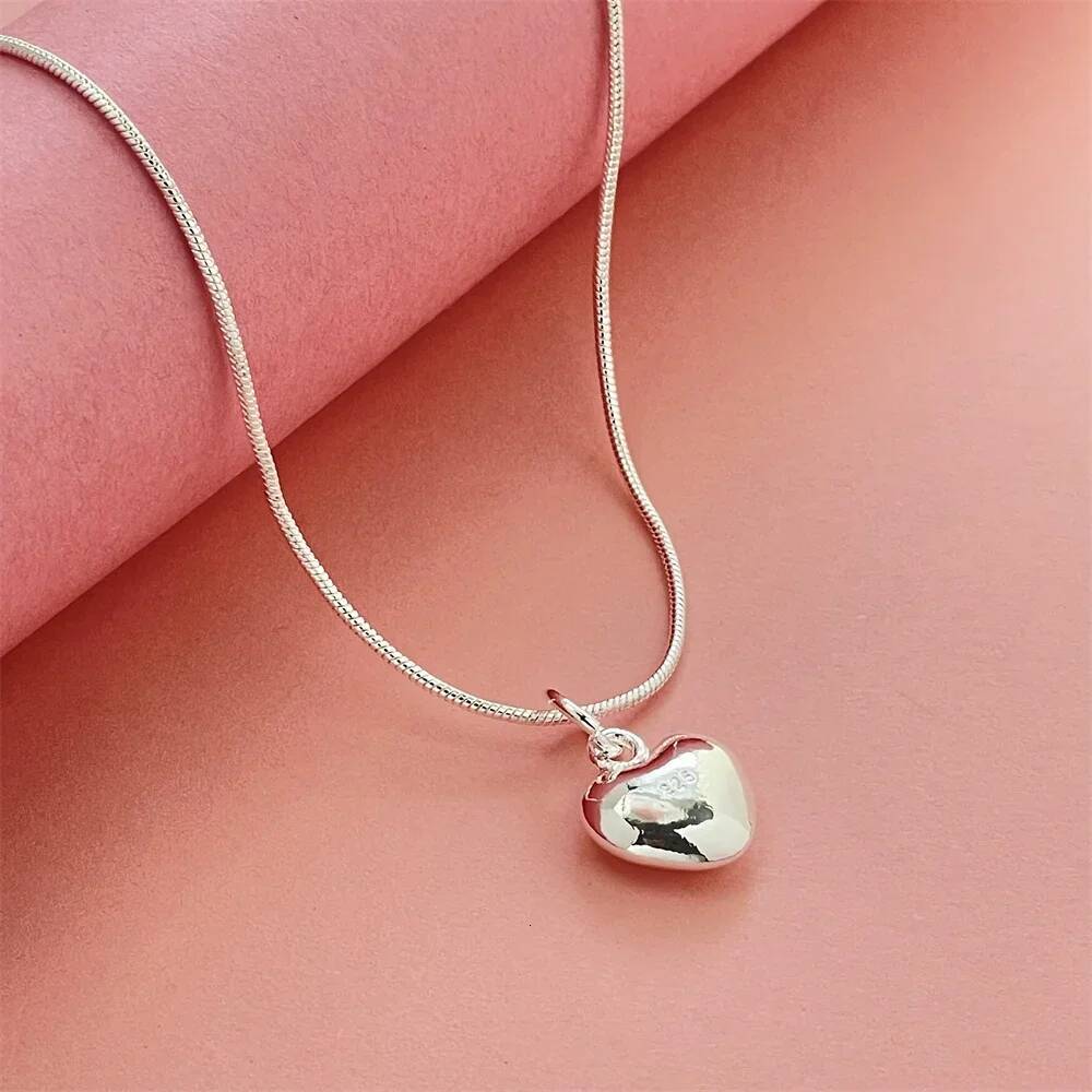Sterling Sier Heart Pendant Necklace, Ladies Simple Banquet Wedding Festival Birthday Jewelry Gift Jewelry for Women
