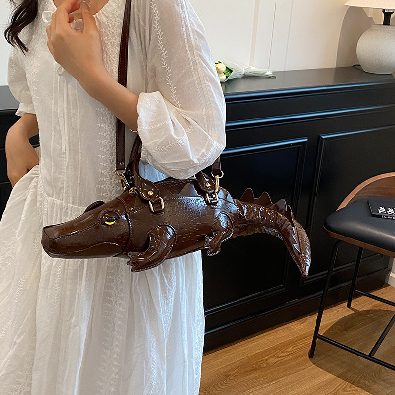 Free shipping designer Creative Quirky Irregular Handbag Shoulder Bag 2025 Niche Design Three-Dimensional Crocodile Bag Hot Girl Crossbody Bag