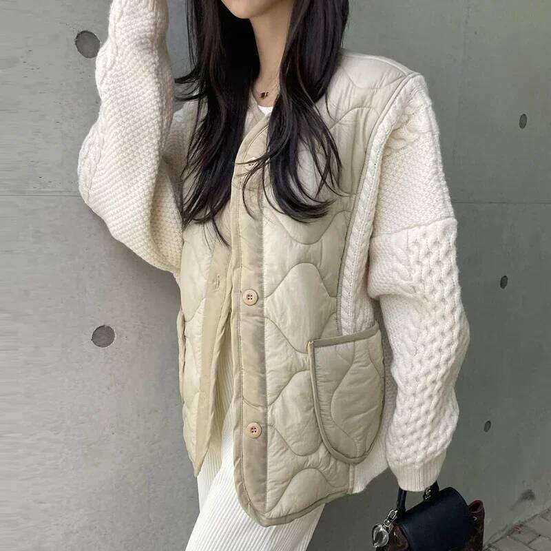 Designer Clothing 2025 KUSAHIKI Korean Autumn Winter Niche Versatile V-Neck Contrast Ing Knit Single Breasted Long Sleeved Parka Jacket For Women