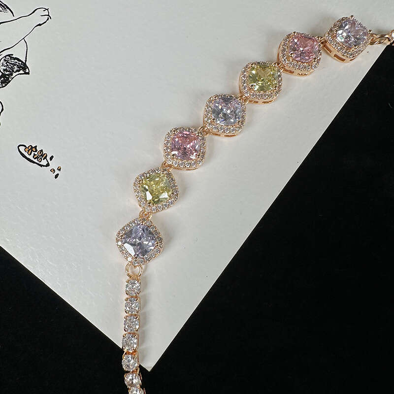 New Luxury jewelry designer necklace bracelet retro geometric inlaid with colored diamonds choker high-end palace style Gold Silver moissanite Chain G