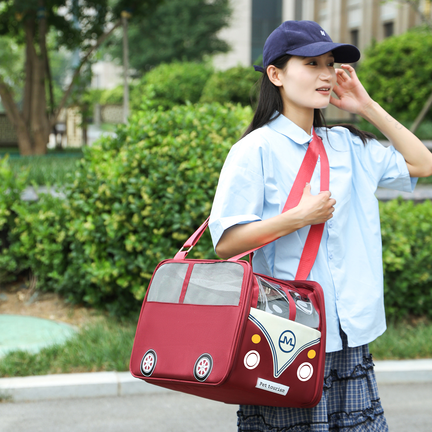 Beni Pet Stylish New Design: Durable Two-Pocket Breathing Companion Animal Portable Transport Case