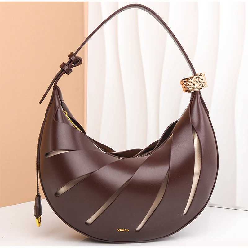 Hand-woven Gold Handle Bird NEST Bag Exquisite Niche Designer New Cream White Half-moon Shoulder Messenger Bag Z250807