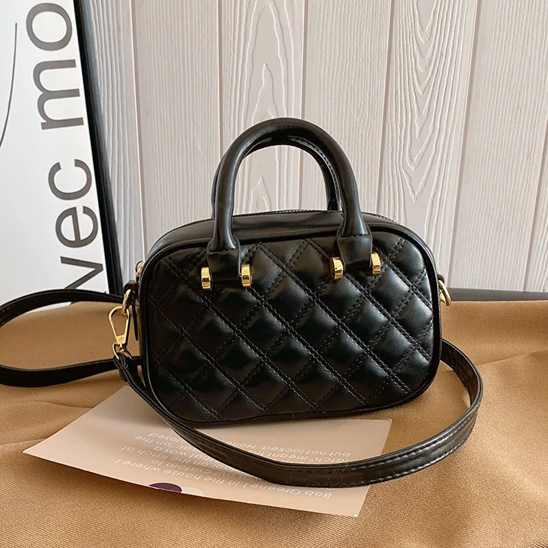 Handbag Womens Spring and Summer Fashion Simple Small Square Bag Korean Version Niche High-end Single Shoulder Oblique 250807