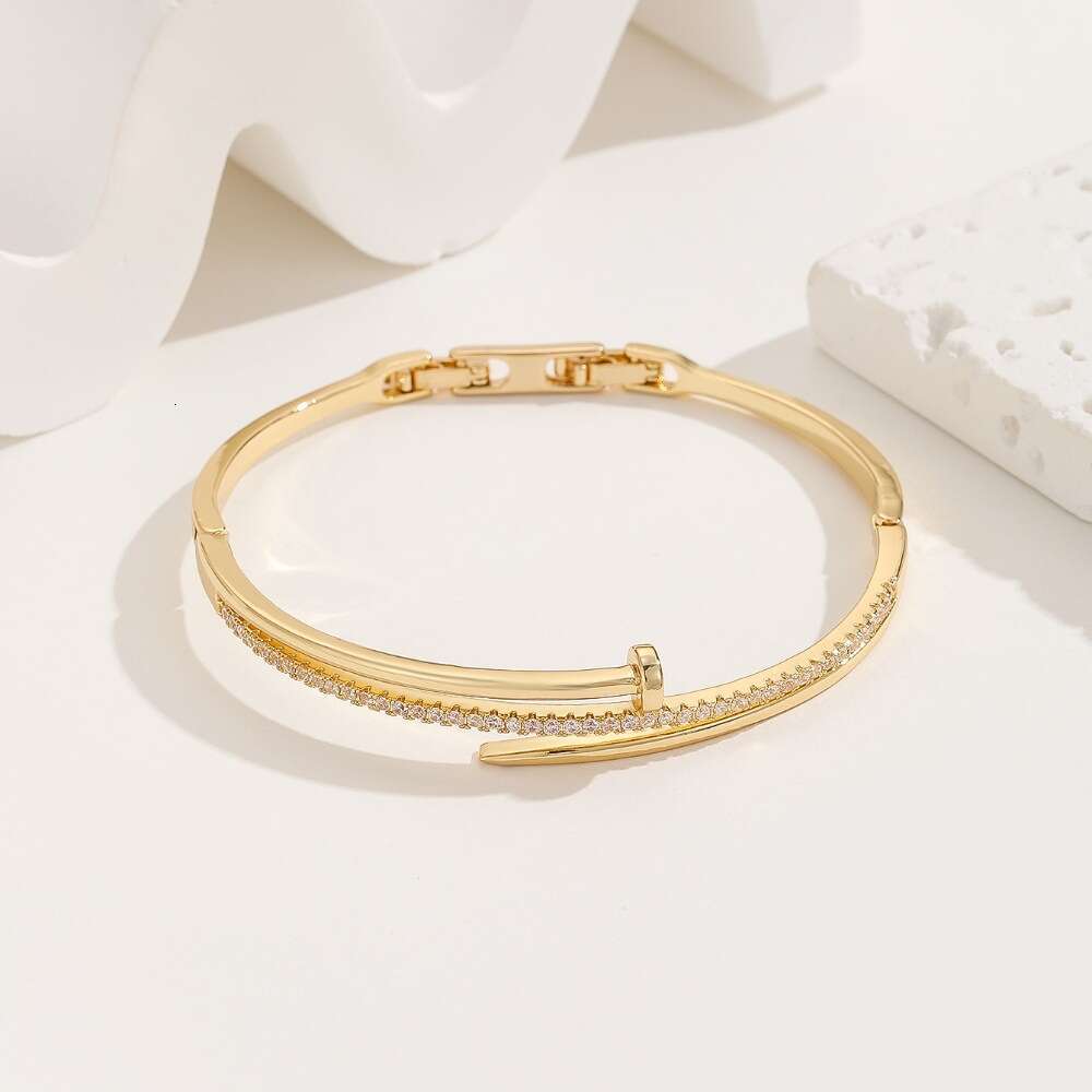 Bracelet Designer luxury jewelry for women Creative Fashion with Extendable Clasp Copper Micro Inlaid Zirconia Stud Bracelets Holiday vacation gifts