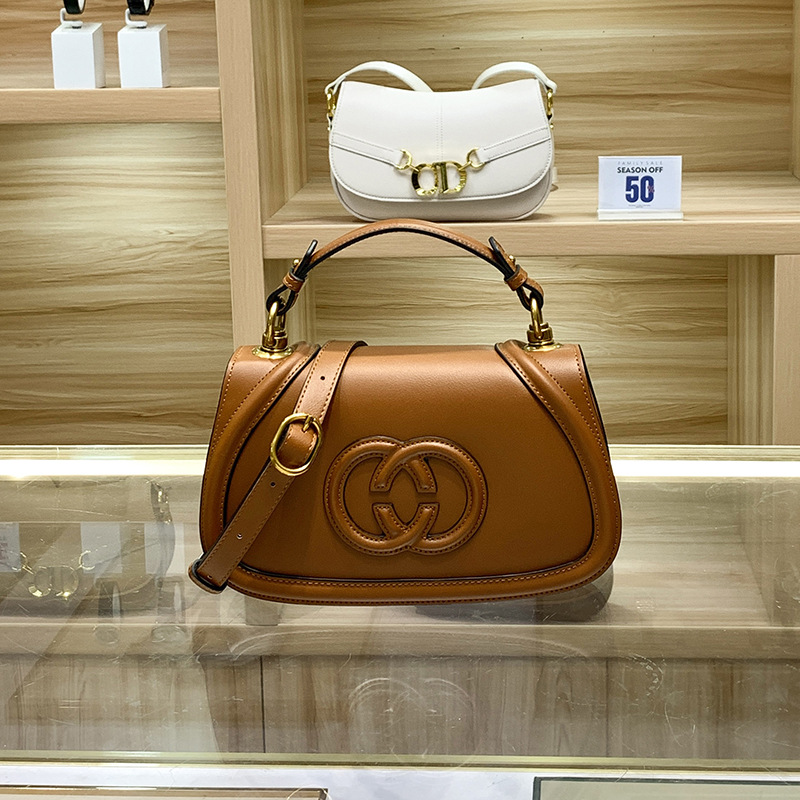 Summer New Fashion Retro Handbag Niche Design High-End Large Capacity One Shoulder Crossbody Saddle Bag