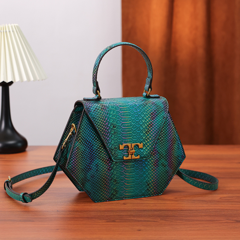 MKF designer bag free shipping Light Light luxury high-quality classic fashion shoulder bag new simple and versatile womens crossbody bags