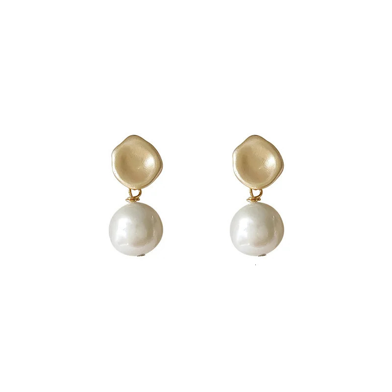 Sell Trendy Baroque Freshwater Pearl 14K Gold Filled Female Tassels Stud Earrings Jewelry For Women Year Gifts 250805
