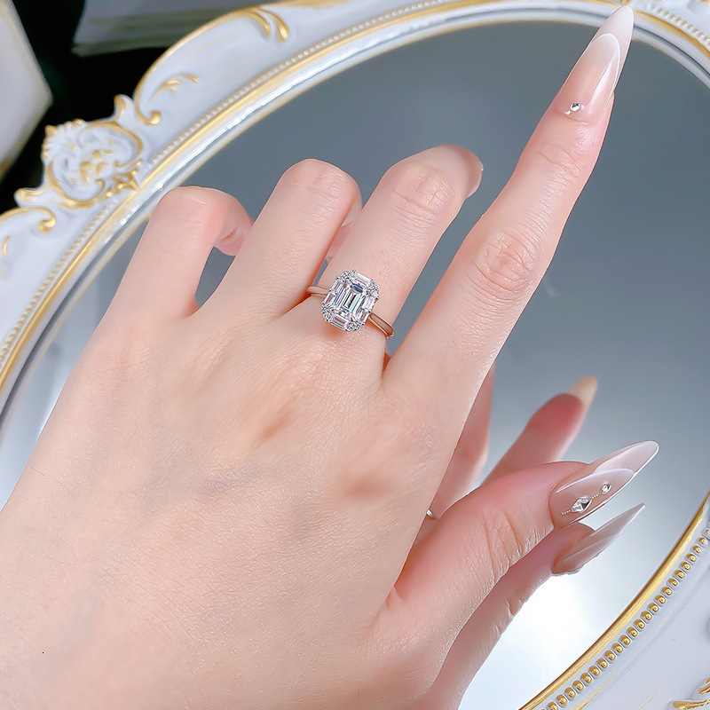 Hui Zhi Wing Jewelry New S Pure Silver Emerald Cut Small Rock Candy Daily Wear Wedding Ring
