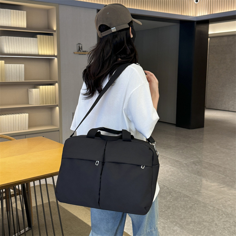 New Minimalist Solid Color Crossbody Large Capacity Strap Shoulder Multifunctional Sports Fiess Yoga Bag