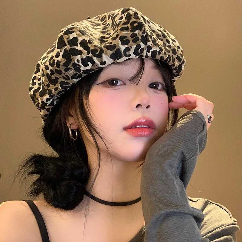 Women Leopard Berets Autumn Winter Vintage Octagonal C Retro Elegant Ladies Painter Hat Korean Girl Cloud Berets Duckbill Hats XJ250807