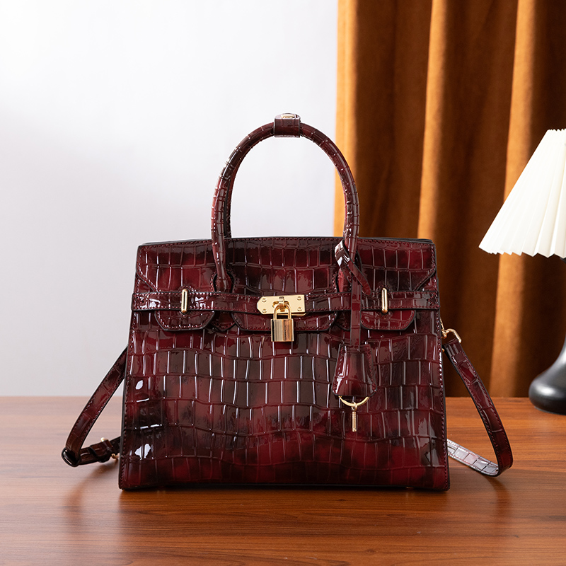 MKF designer bag free shipping Light luxury high-quality minimalist handbag versatile classic retro casual women's handbag