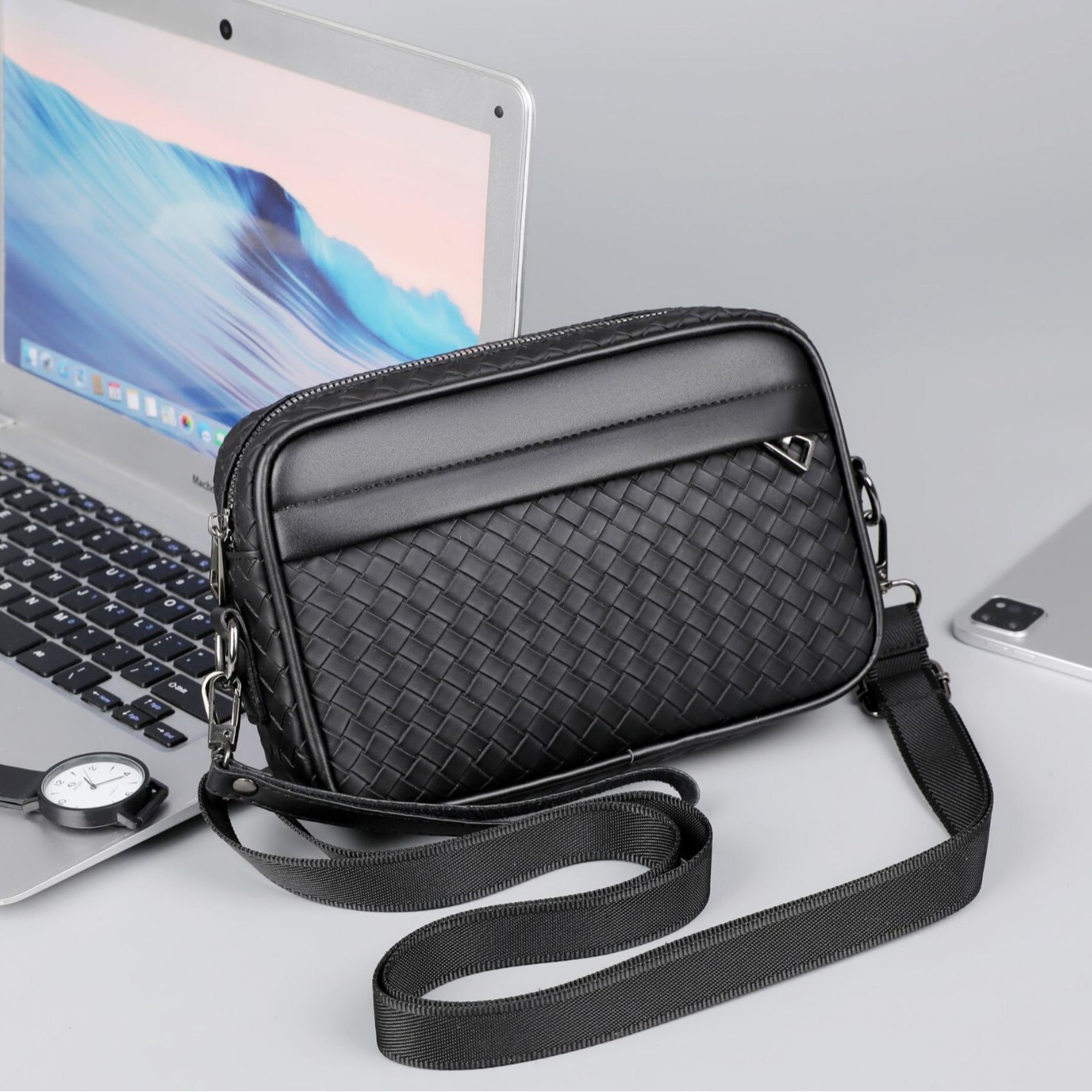 Men's Crossbody Designer Bag Bag New Clutch Bag Business Versatile Woven Plaid Casual Trendy Bag Cross-border Luxury Bag Outdoor Single Shoulder 