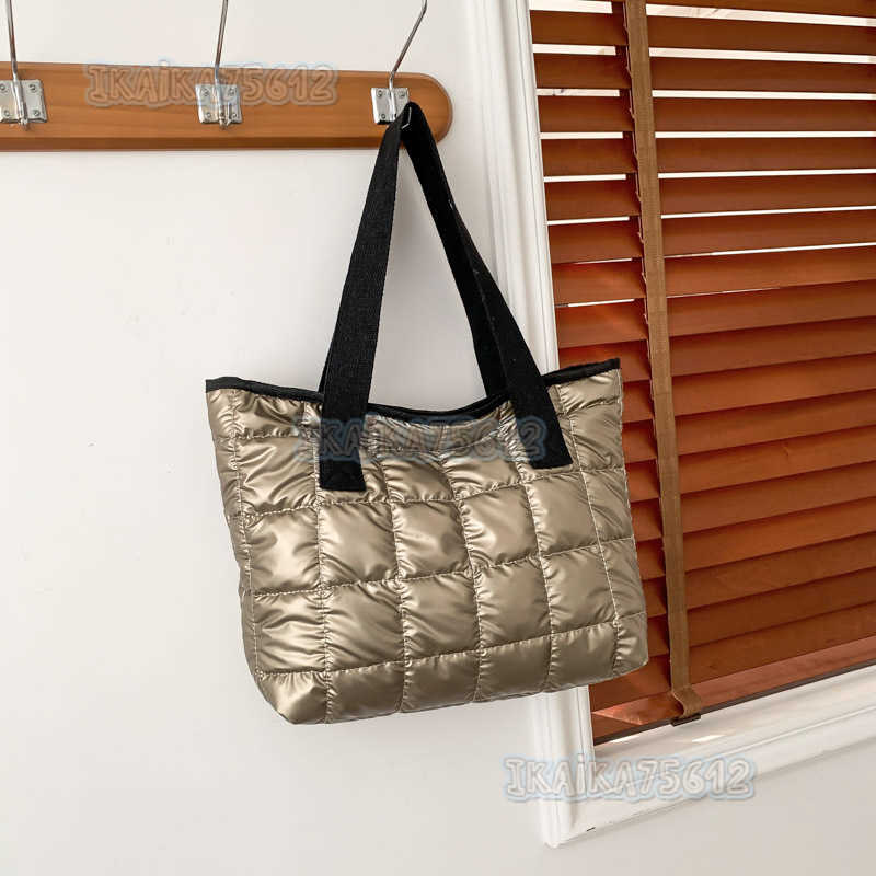 Trendy Fashion Versatile Celebrity Handbag 2023 Winter New Style Elegant Single Shoulder Underarm Tote Bag H250806