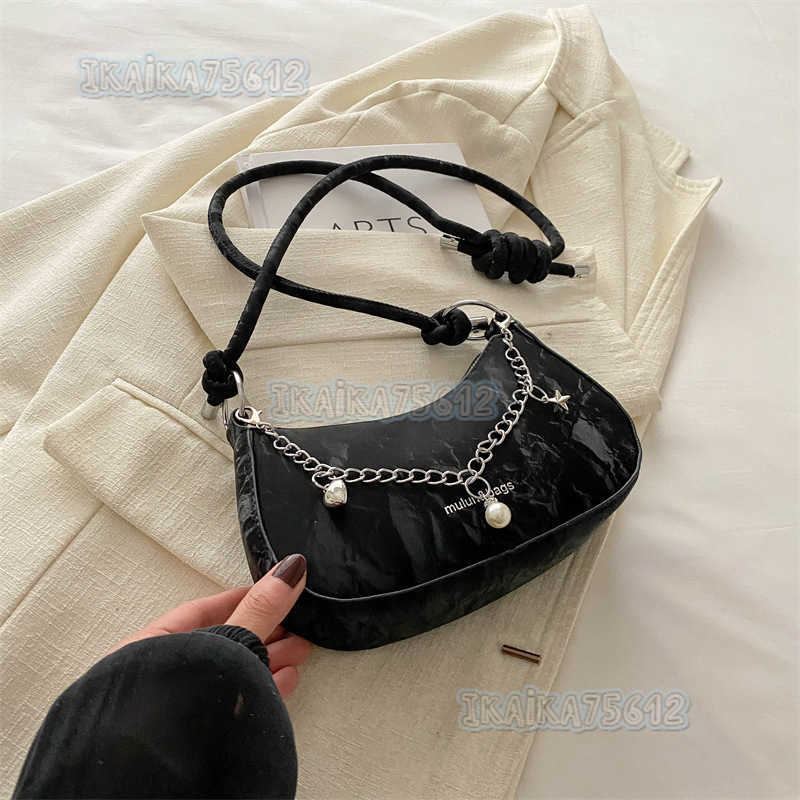 Stylish Small Bag for Women 2024 New Fashion Versatile Crossbody Bag Summer Niche Single Shoulder Underarm Bag H250806