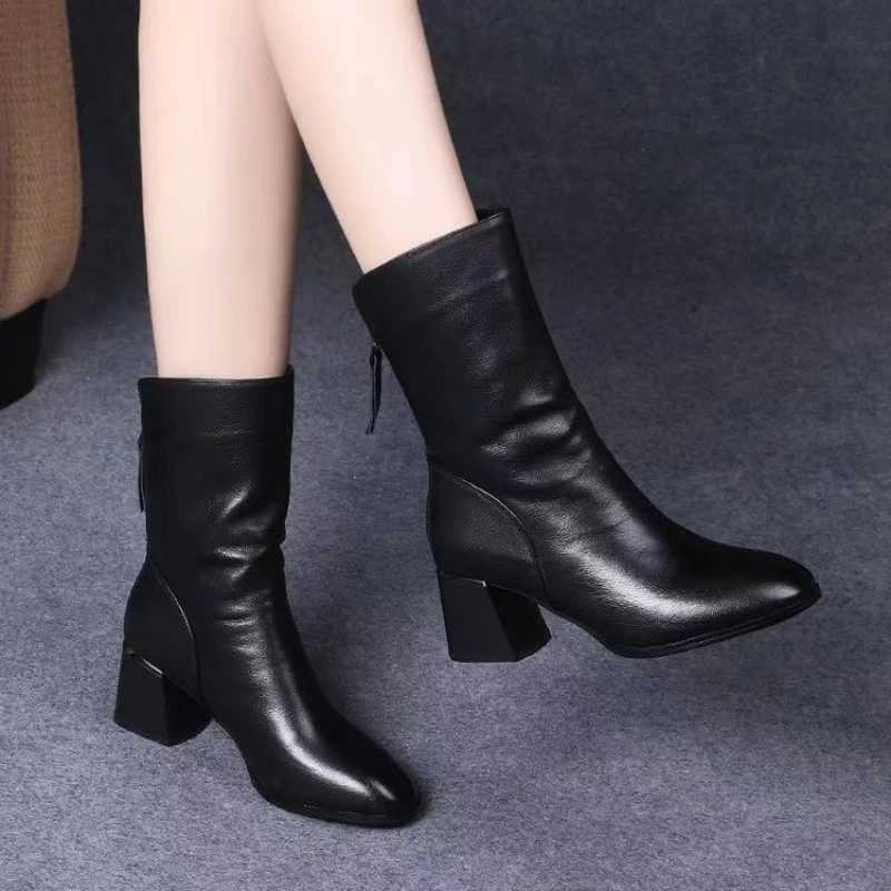 2024 New Women Versatile Leather Boots Fi Anti-Slip High Heels Female Casual Comfortable Boot External Wear Trendy Shoes XJ250807