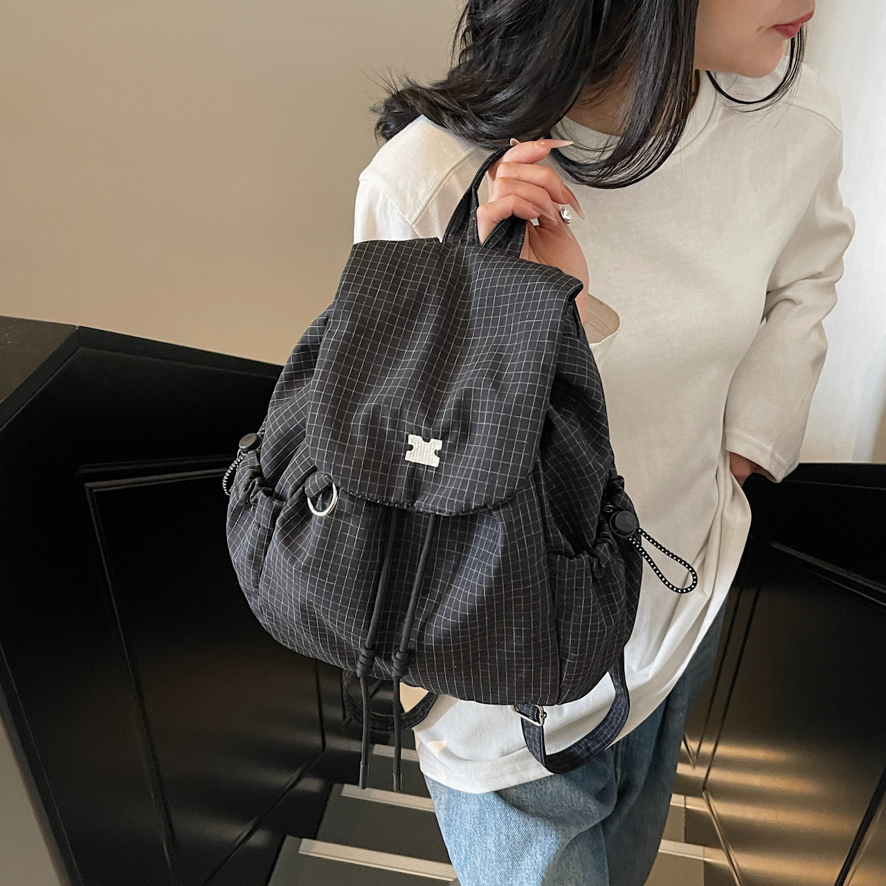2025 Autumn New Women's Backpack Plaid fashion Korean Style Minimalist Lightweight Drawstring Large Capacity Commuting Designer