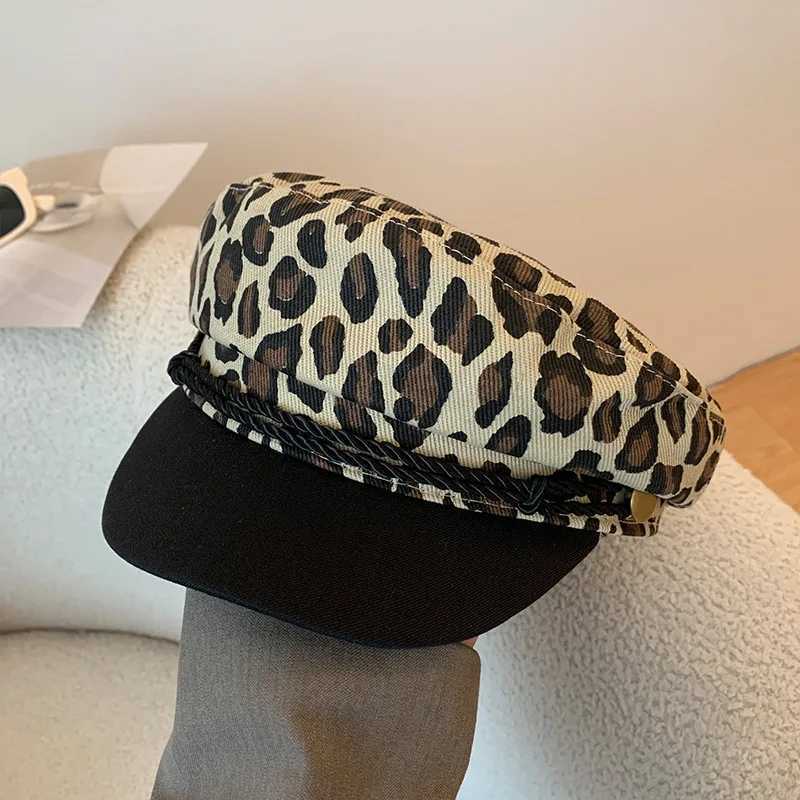 New Women Leopard Beret Hat Vintage Octagonal Cloud Pumpkin Newsboy C Korean Girl y2k Painter Artist Peaked Hats XJ250807