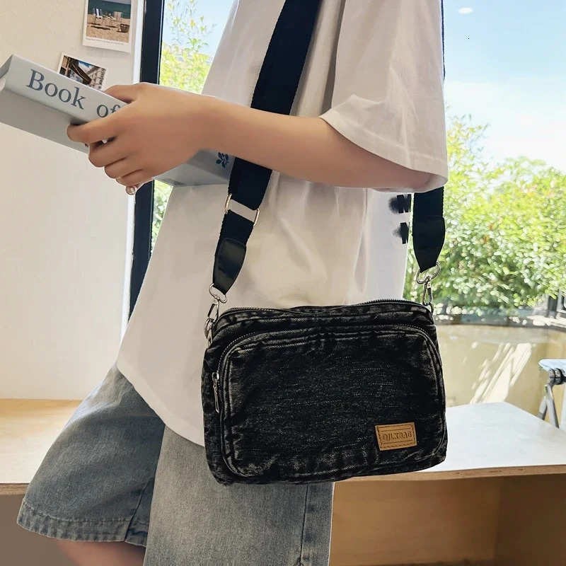 Vintage Style Small Square Crossbody Bags For Women Washed Denim Fabric Retro Messenger Bag Casual Street Shoulder Tote 250805