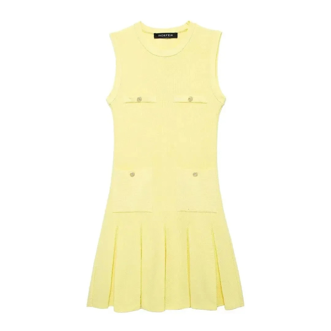 TRAFSHE Women Pale Yellow Knitted Pleated Dress Summer Fashion Pockets ONeck Sleeveless Aline Mini Official 250807
