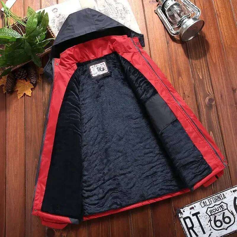 New Parkas Windproof Men's Down Jacket High Quality Padding Lightweight Male Padded Coats Outdoor Clothing Novelties Quilted Hot