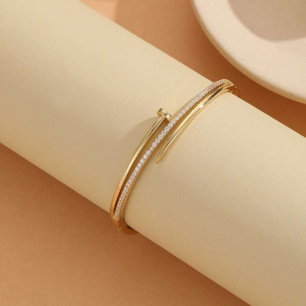 Bracelet Designer luxury jewelry for women Creative Fashion with Extendable Clasp Copper Micro Inlaid Zirconia Stud Bracelets Holiday vacation gifts
