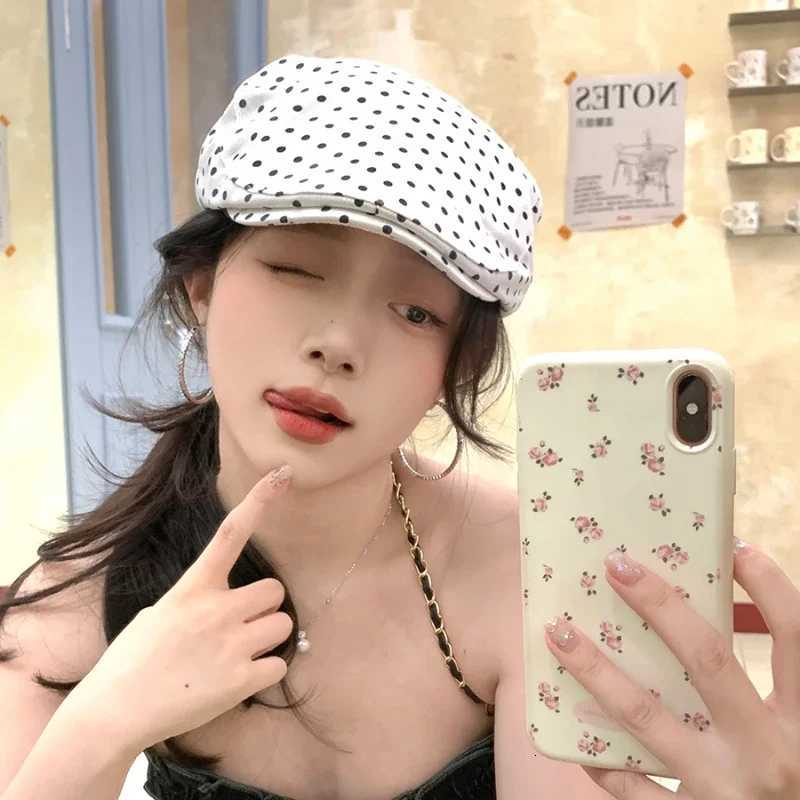 Ins New Retro Polka Dot Print Forward Hats for Women Spring and Summer Outing Sweet Versatile Fashion Y2K Berets C Bonnet XJ250807