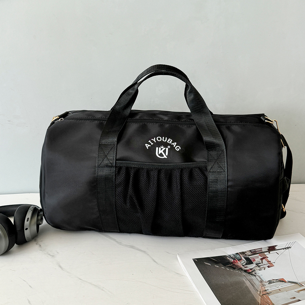 New Fashion Large Capacity Yoga Trendy Versatile Sports Gym Short Trip Multifunctional Commuter Bag