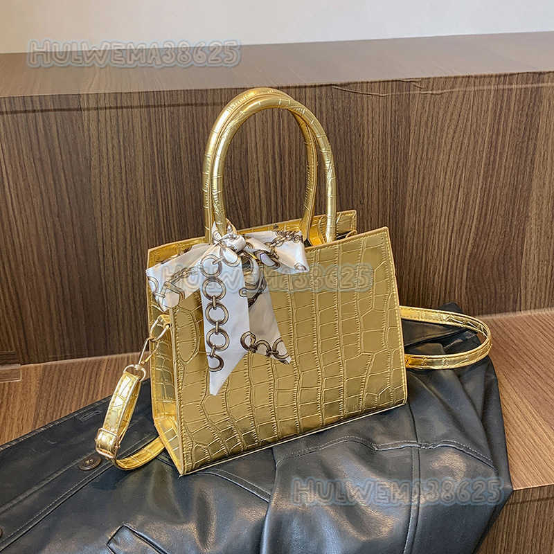 High-quality Large Capacity Bag for Women 2024 Summer New Fashion Decorated Handheld Crossbody Bag H250806