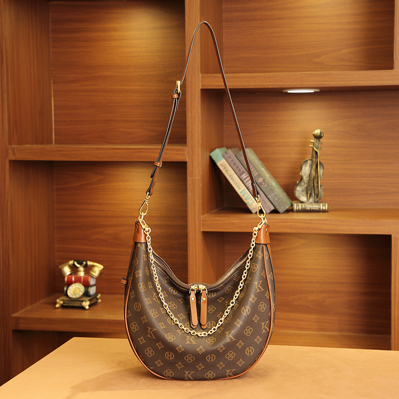 MKF designer bag free shipping Light luxury high-quality retro printed contrasting classic fashion casual womens crescent crossbody bags