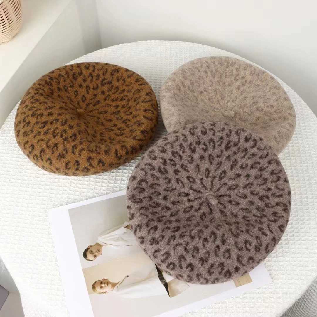 VISROVER New 4 Colors Leopard Winter Beret Female C Autumn Winter Wool Hat Top Quality Fashion Beret Gift Wholesale XJ250807