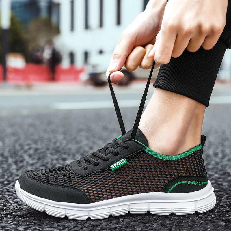 Men Aqua Shoes Outdoor Breathable Beach Shoes Lightweight Quick-drying Wading Shoes Sport Water Camping Sneakers Shoes 250814