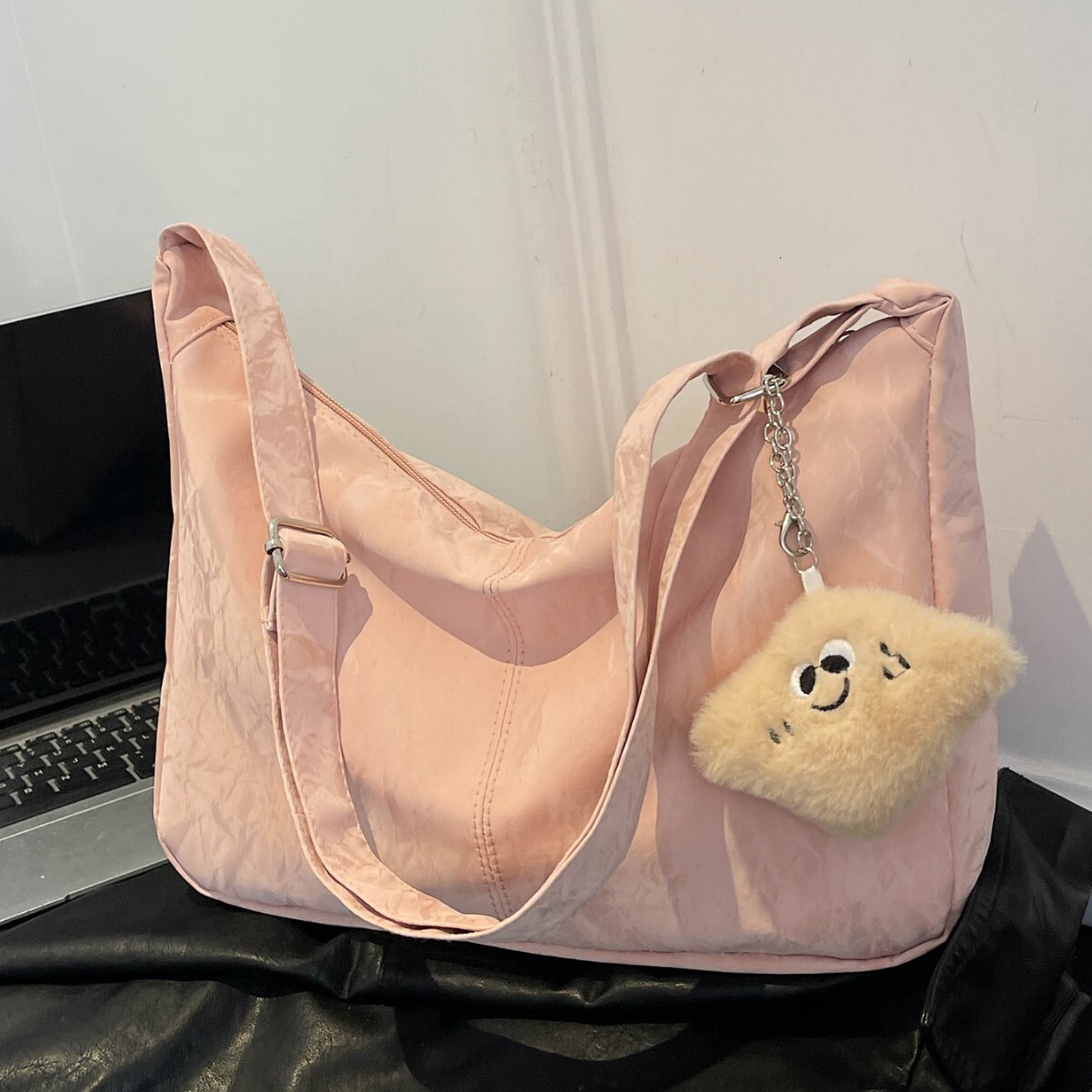 2025 Spring Summer New Fashionable Wide Shoulder Strap trend Shoulder Bag Fashion Trendy Shoulder Bag Women s Shoulder Bag Simple Style Crossbody Bag 