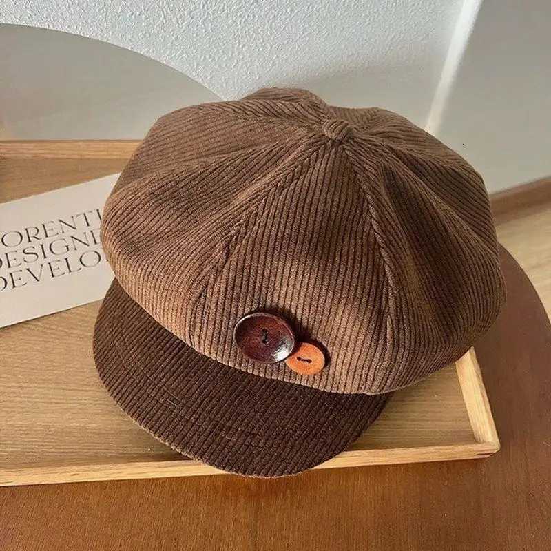 Vintage Corduroy Beret Hat For Women Korean Button Octagonal C Autumn Winter Painter Artist Hats Brown Peaked Cs XJ250807