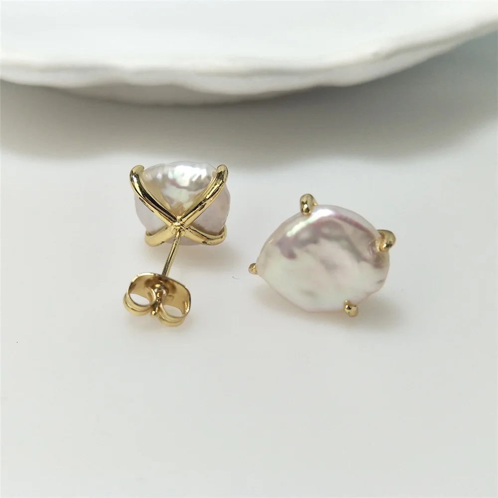 1Pair Of Freshwater Pearl Earrings High Quality Golden/Silver Plated Jewelry For Mothers Day Gifts ER0012 250805