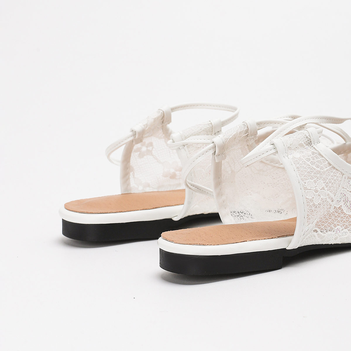 Sandals Women's Flat Shoes New Hollow-out Breathable Lace-up Ultra-light Square-toe Casual Comfortable Versatile Elegant