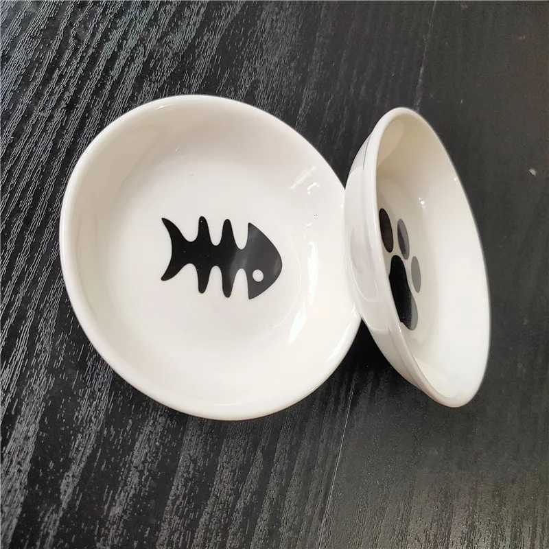 New Creative Cute Cat Small Saucer Shape Mini Plate Ceramics Cartoon Dish Novelty Snack Plate Kitty Disc Y250806