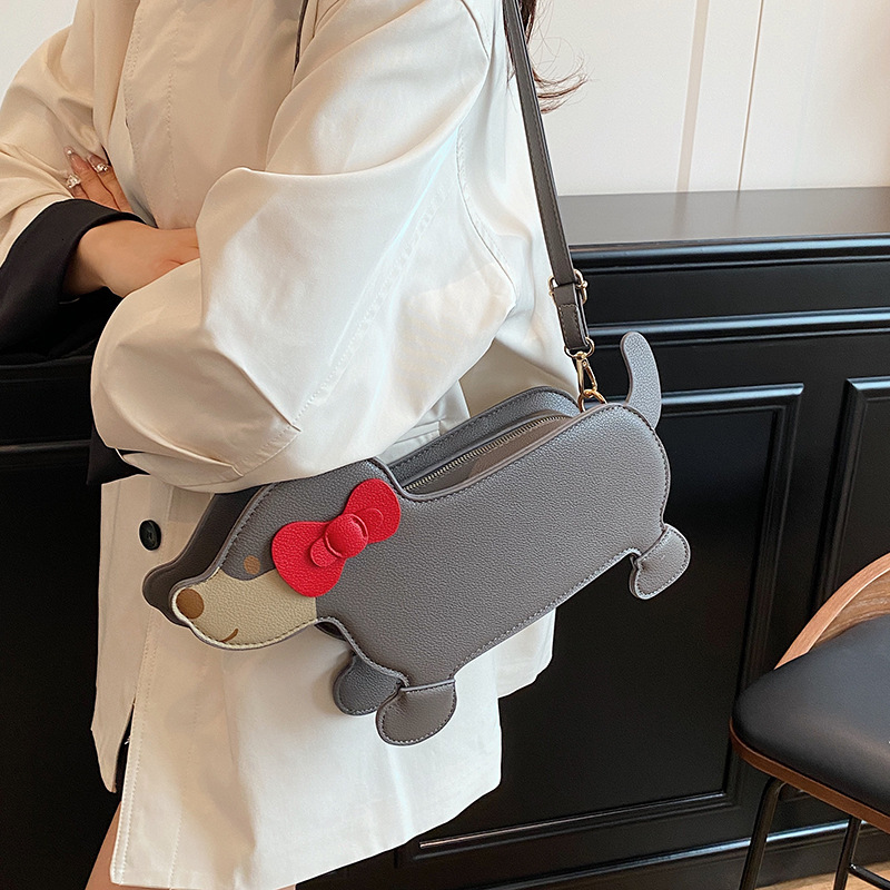 Free shipping designer 2025 New Large Capacity Irregular Bag Cartoon Quirky Girl Shoulder Bag Cute Puppy Shape Crossbody Bag
