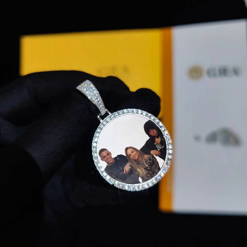 Hight Quality VVS Moissanite Photo Pendant 925 Sterling Silver Custom Round Photo Frame Pendant