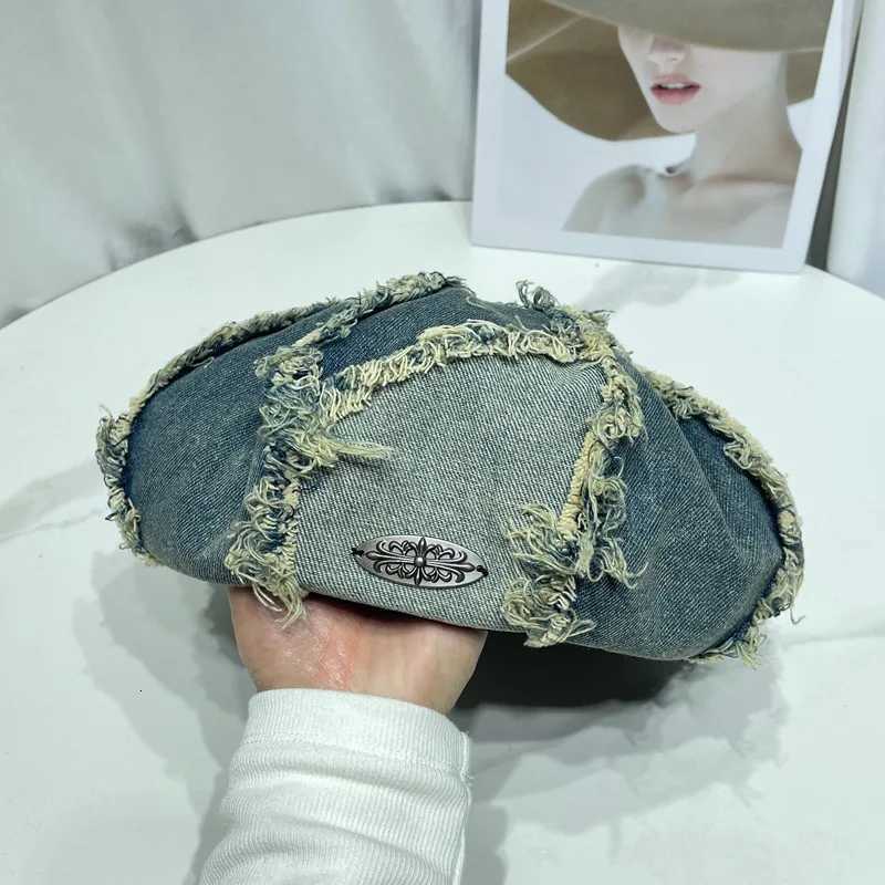 Original Retro Denim Berets Cs for Women 2024 Spring and Summer New Travel Fashion Versatile Big Head Octagonal Hats Men XJ250807