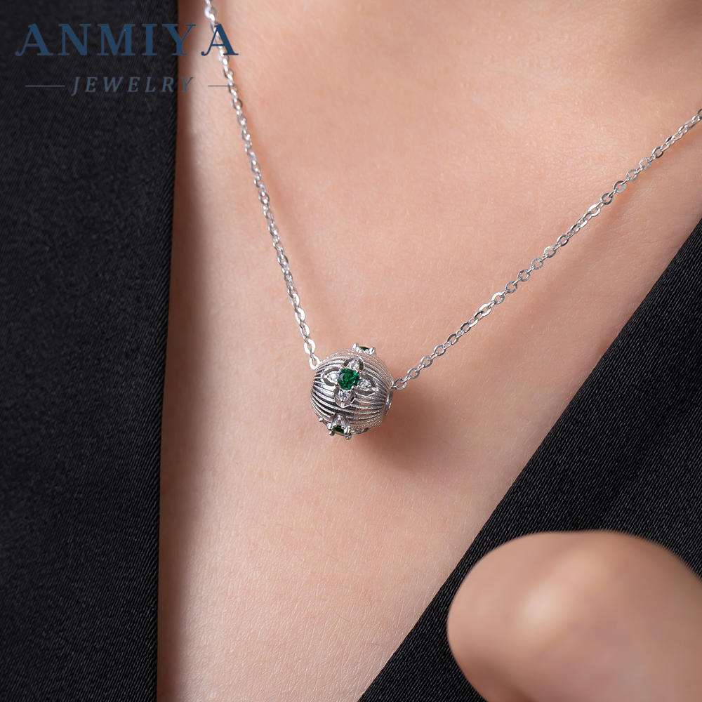Custom Minimalist 18K Gold Flower Inlay Emerald Zircon Necklace with Certificate