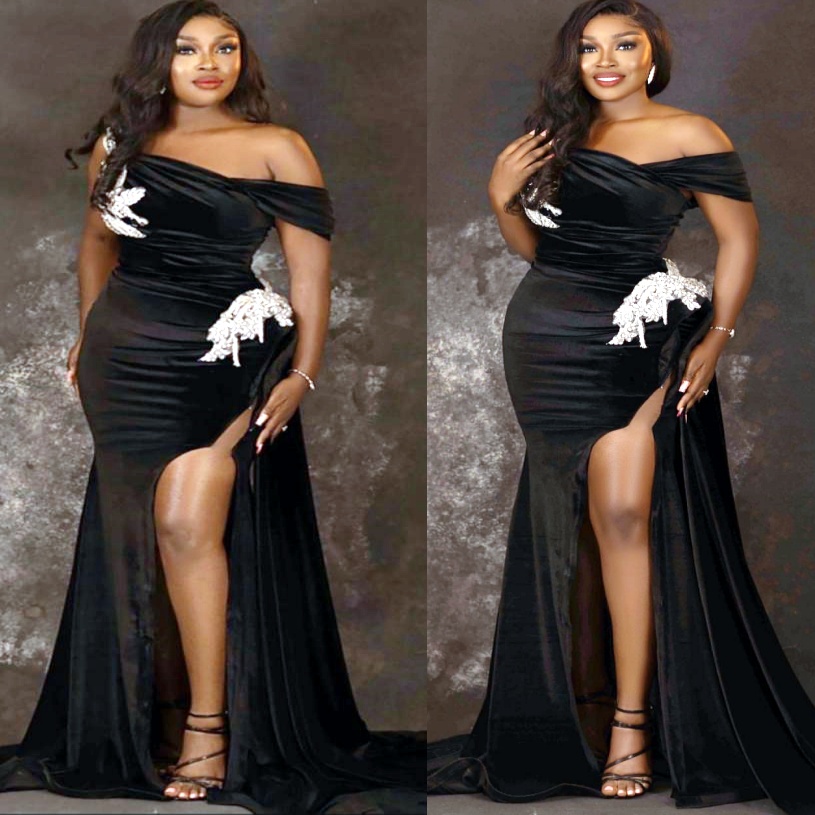 Mermaid Black Prom Dresses 2025 One Shoulder Crystals Satin High Split Evening Formal Party Second Birthday Engagement Gowns Plus Size Dress For Speci