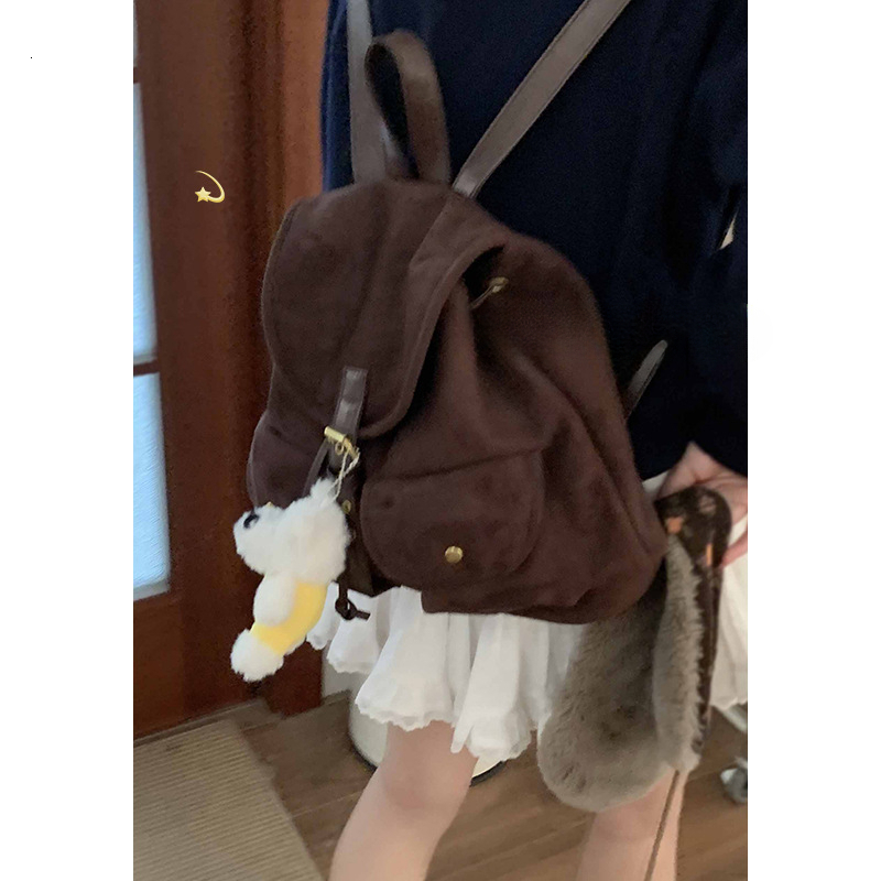 2025 Autumn New Women s Backpack Simple Large Capacity Women s Backpack Niche Design Casual Retro Commuting trend Backpack New Designer Backpack