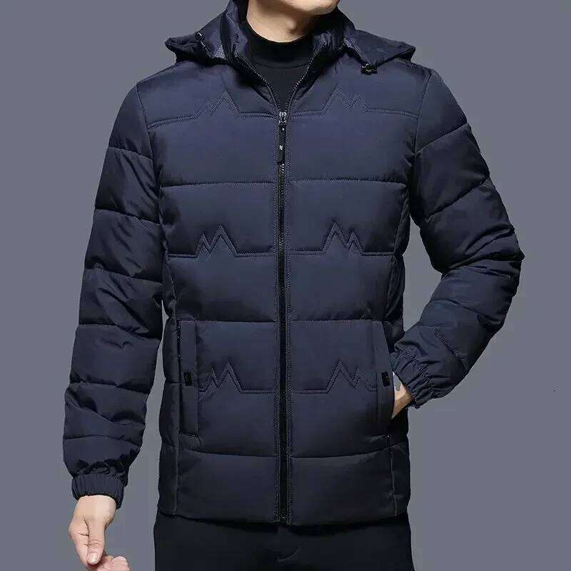Men's Down Jacket Short Male Padded Coats Hooded Padding Winter Parkas Models Offers Korean Style Hot Fashion 2024 Warm Clothes