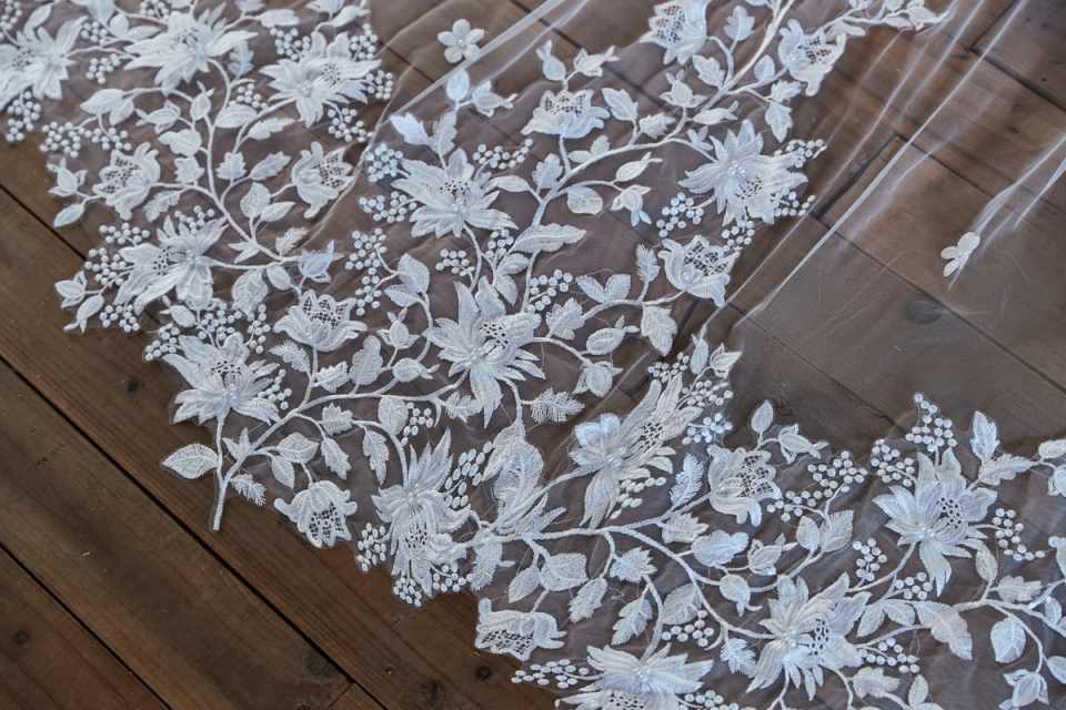 3M Cathedral Wedding Bridal Veil Soft Lace Appliques One Layer Veil With Comb Wedding Accessories Customized